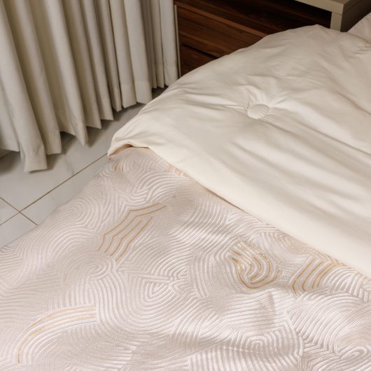 طقم لحاف مايكروفايبر جاكار صيني مكون من 10 قطع بتصميم عصري وألوان متنوعة