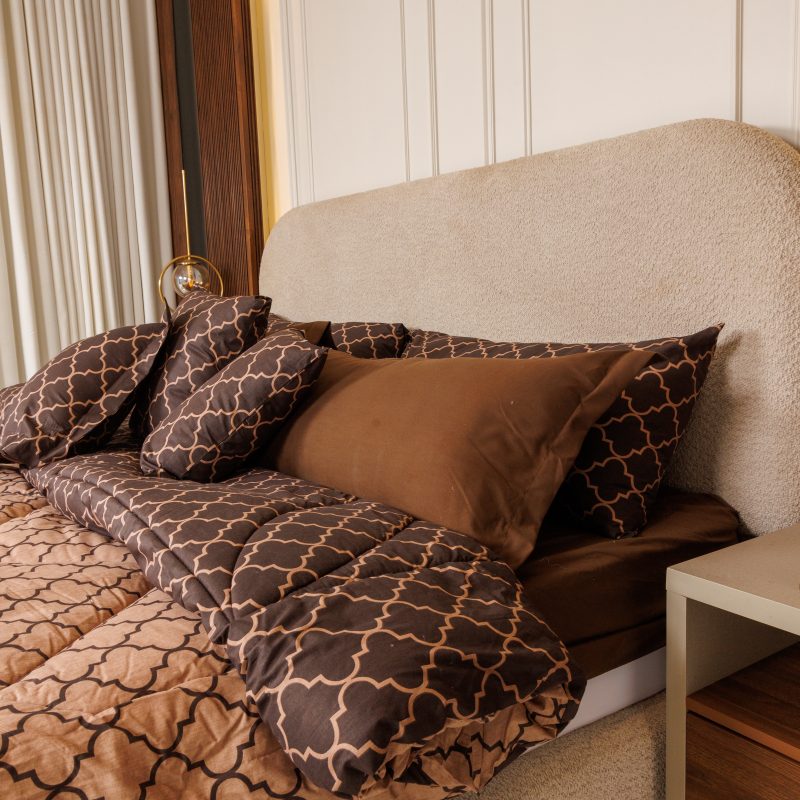 لحاف تركي بني فاخر من القطن الطبيعي