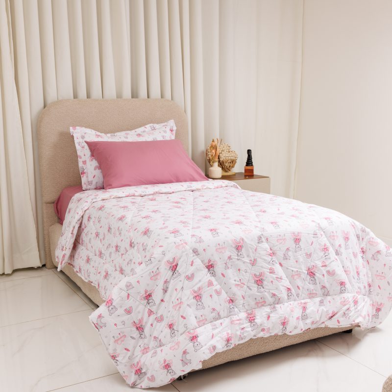 طقم لحاف سرير أطفال بتصميمات ملونة وجذابة