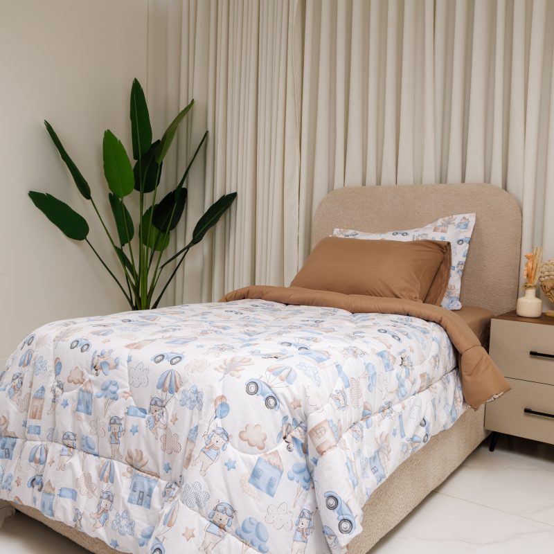 طقم لحاف سرير أطفال بتصميمات ملونة وجذابة