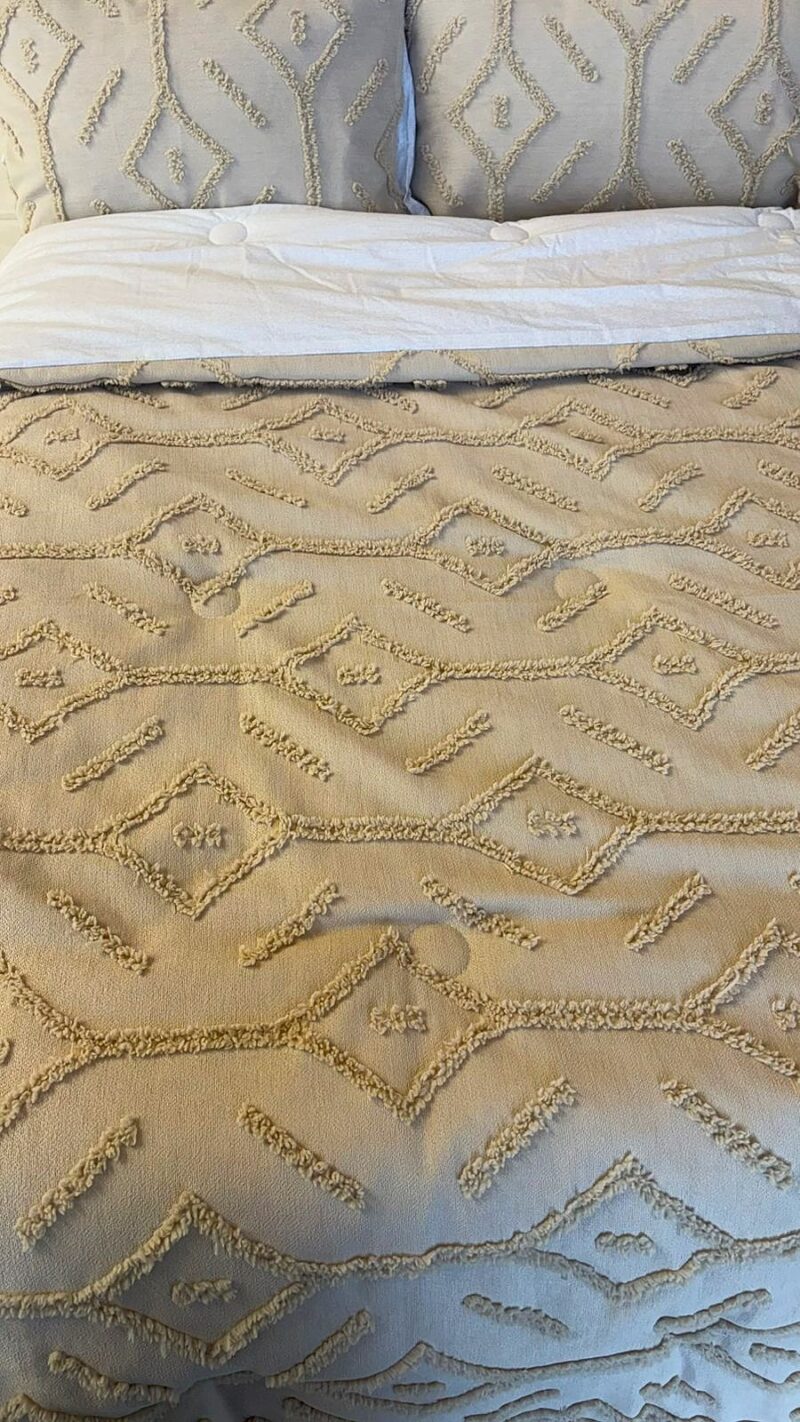 طقم لحاف تركي جاكار شتوي 6 قطع قطن 100% مع حشوة مايكروفايبر بتصميم عصري